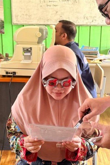 Hj. Lilis Antarisa, S.Pd.