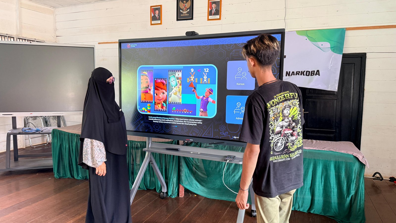 Langkah Nyata Transformasi Digital: SMA Negeri 2 Laung Tuhup Terima Bantuan IFP dan Laptop dari Presiden RI